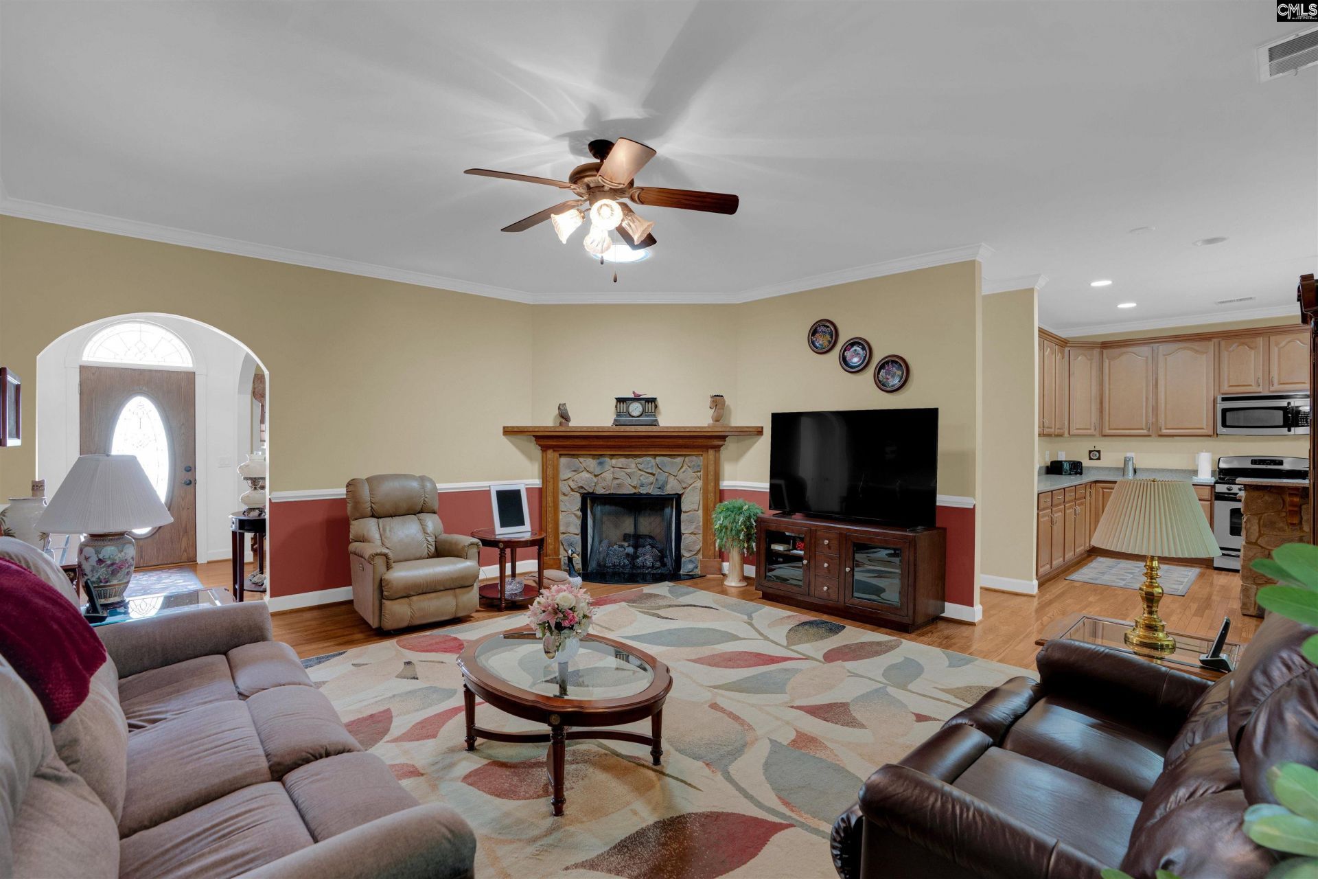152 Summer Breeze Drive  Photo 7