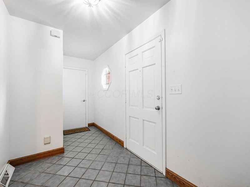284 Scott Drive, Lancaster, OH 43130 Photo 12