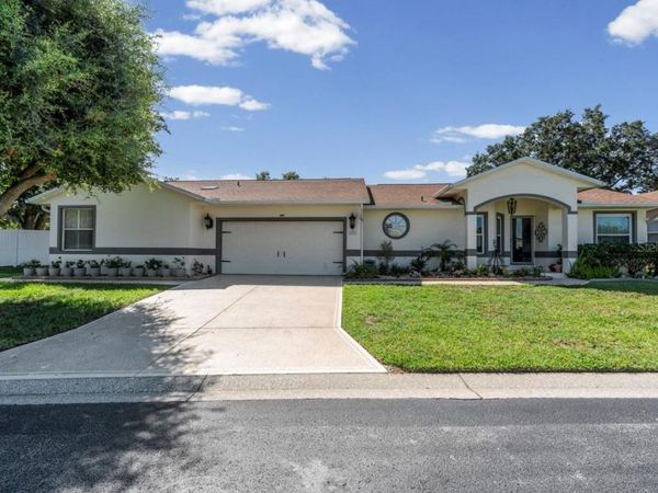 6323 SILVER LAKES DRIVE E, LAKELAND, FL 33810