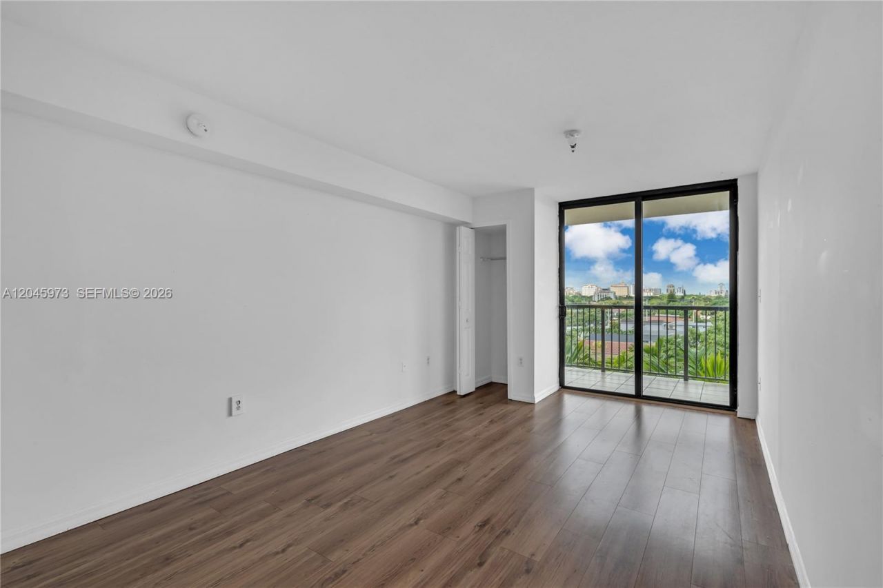 1690 SW 27th Ave , Unit 608, Miami, FL 33145 Photo