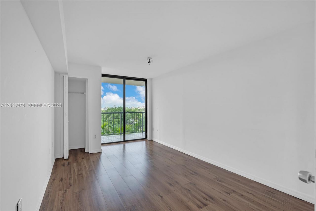 1690 SW 27th Ave , Unit 608, Miami, FL 33145 Photo