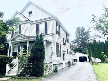 457 N Seward Avenue, Auburn, NY 13021