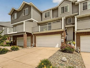 687 Shardlow Place NE, Byron, MN 55920