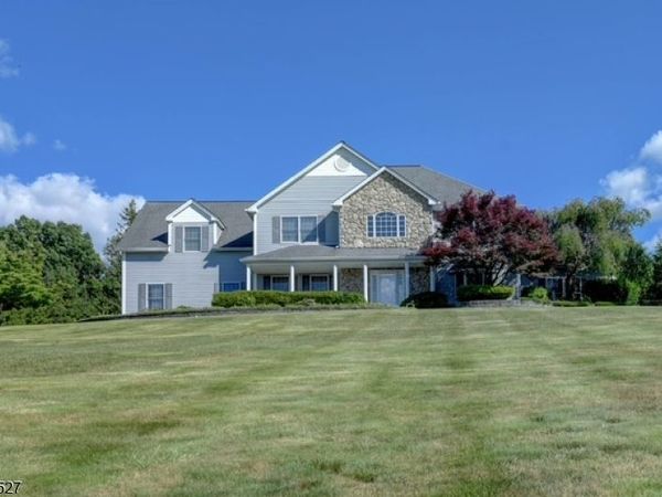 32 Dyer Rd, Wantage, NJ 07461