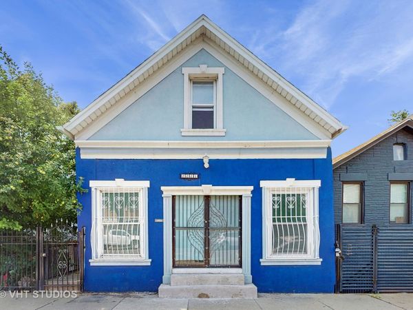 2221 W 21st Street, Chicago, IL 60608