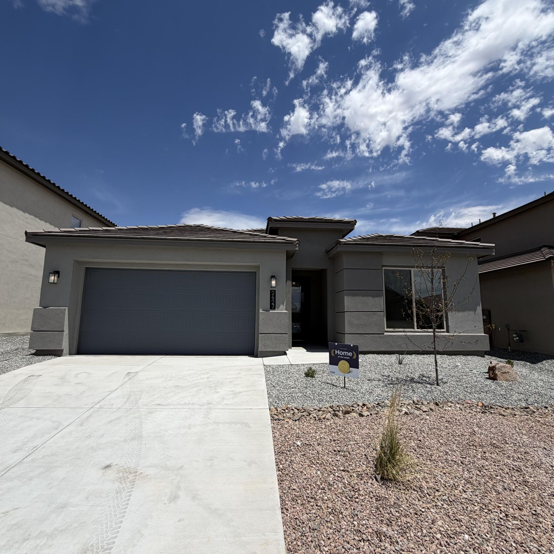 2427 Marble Avenue Ne, Rio Rancho, NM 87144 Main Photo