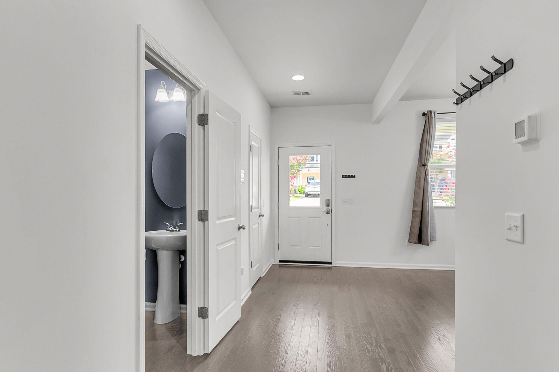 9101 Parlor Drive Photo 10