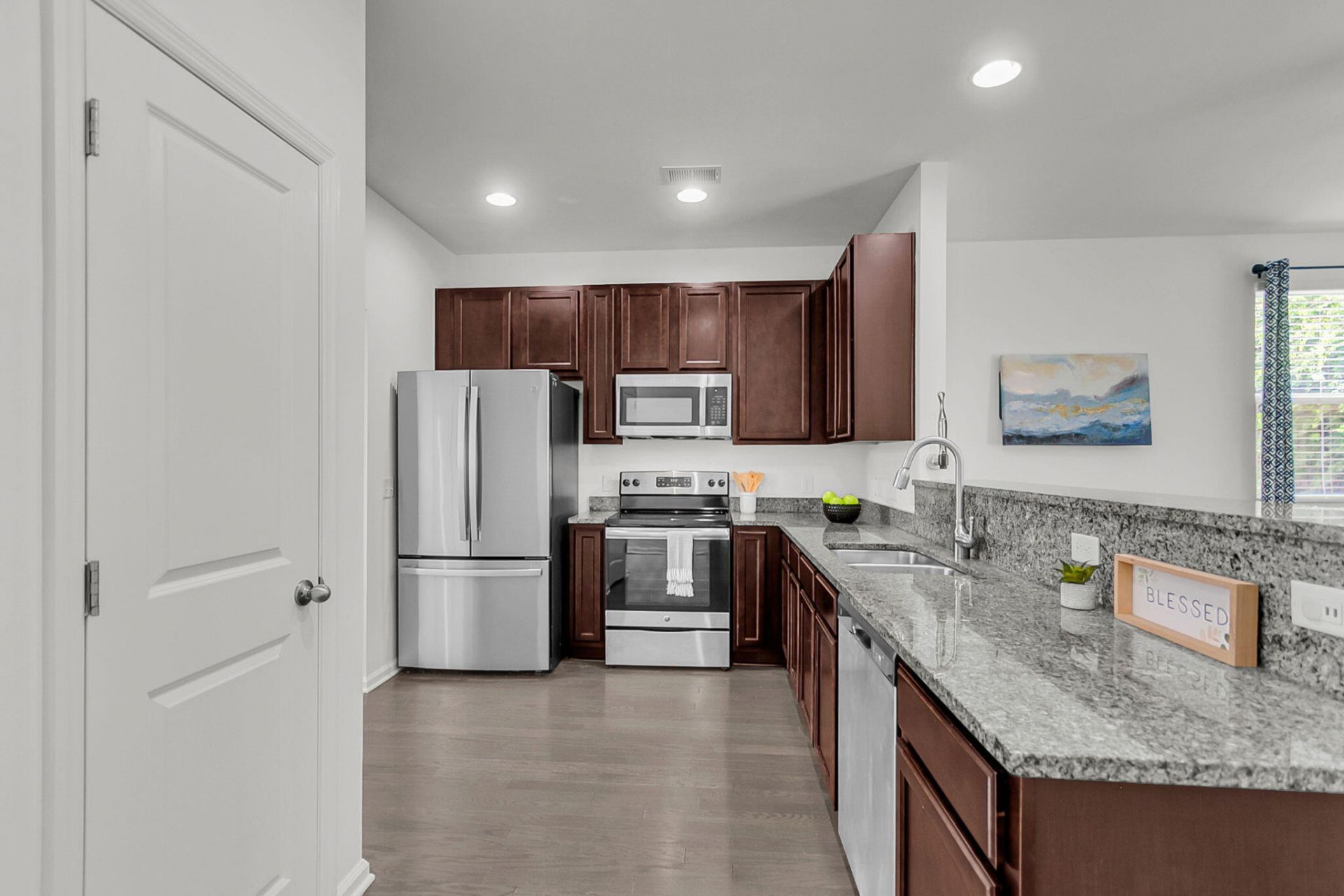 9101 Parlor Drive Photo 12