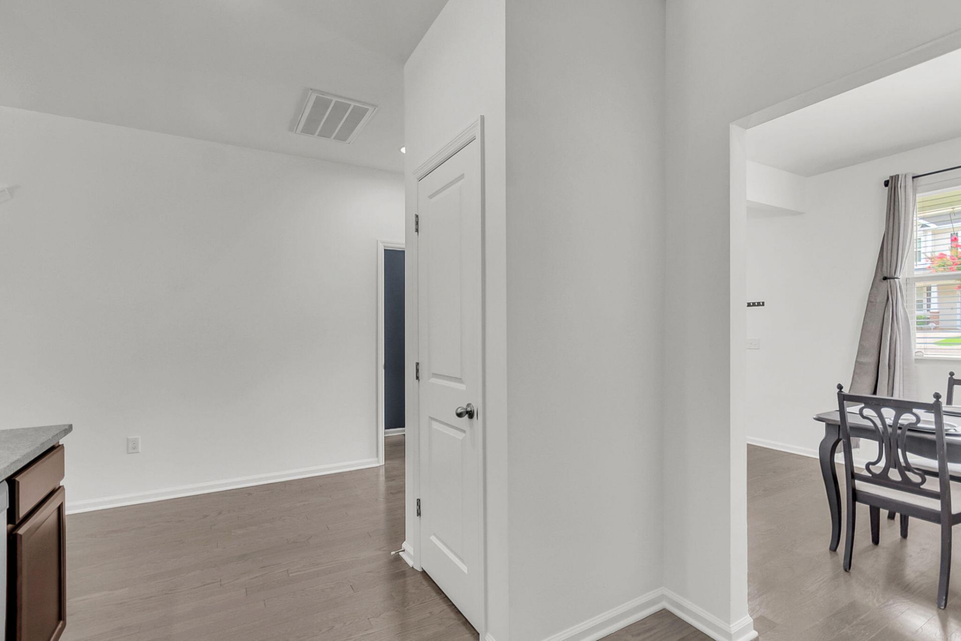 9101 Parlor Drive Photo 13