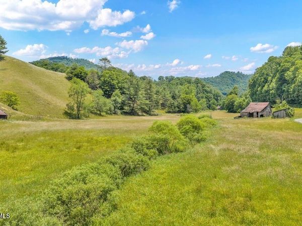 150 Fred Price Road, Mountain City, TN 37683