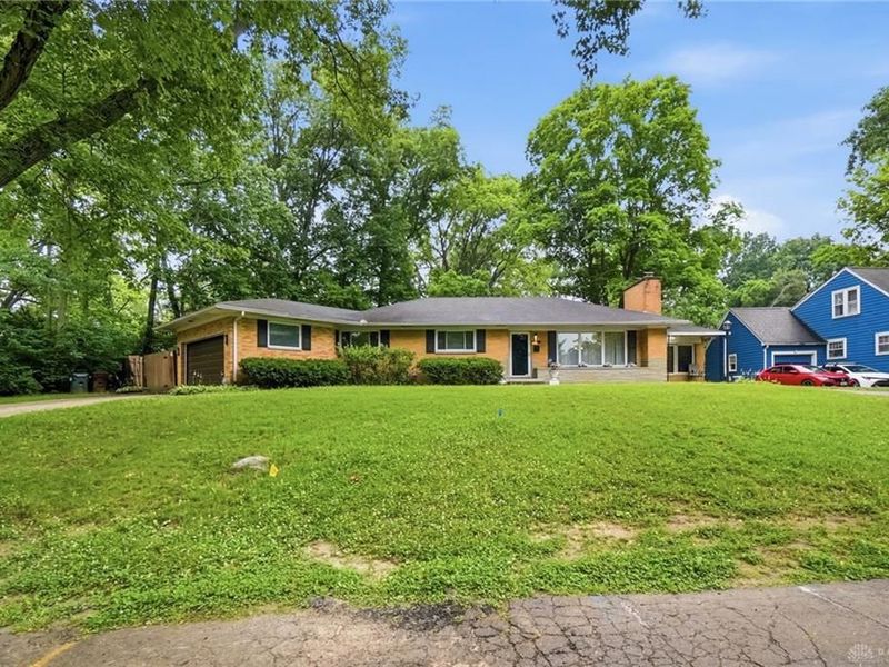 92 Winnet Drive, Harrison Township, OH 45415 Photo 2