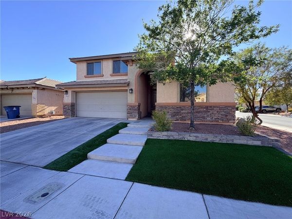 8137 Slate Falls Street, North Las Vegas, NV 89085
