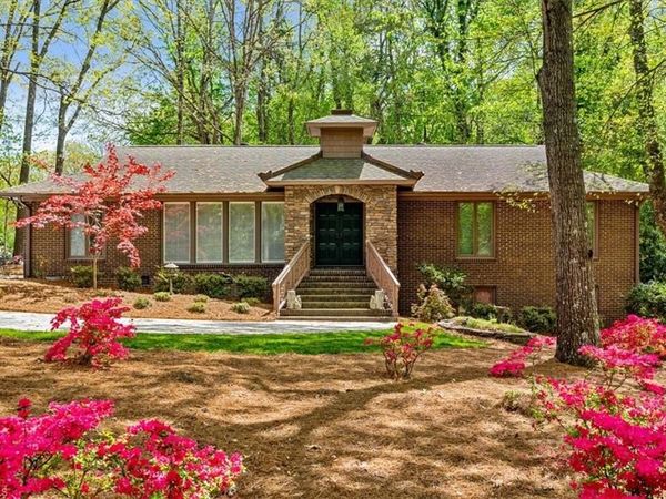 4721 Ramblewood Drive, Greensboro, NC 27406