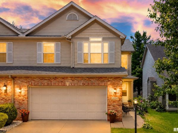 2212 W KENFIELD Court, Peoria, IL 61615