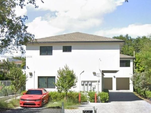 147 NW 61st St , Miami, FL 33127