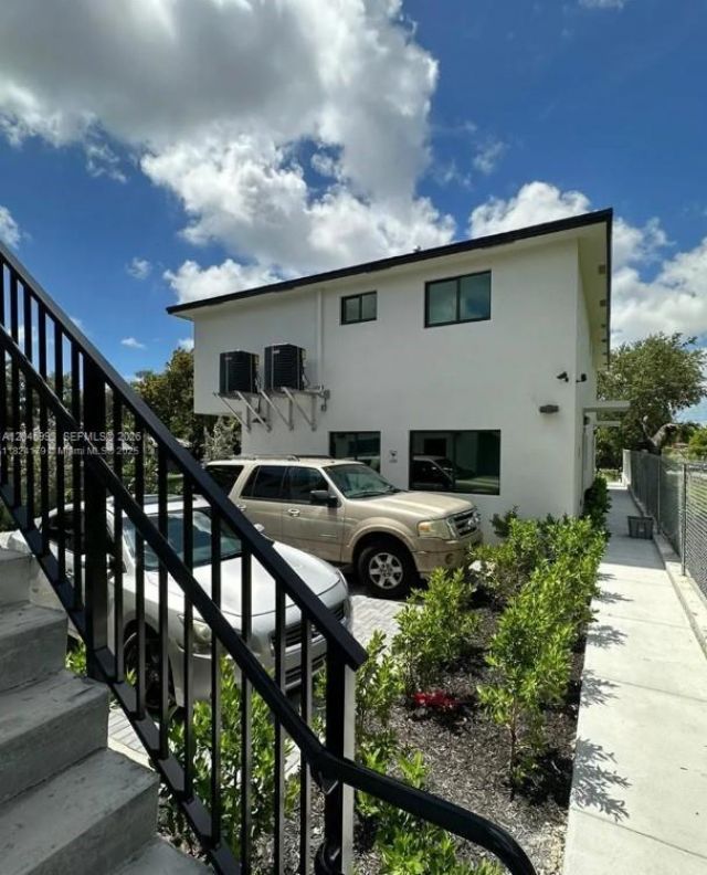 147 NW 61st St , Miami, FL 33127 Photo