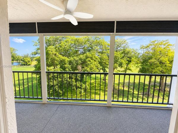 6080 NW 44th St , Unit 410, Lauderhill, FL 33319