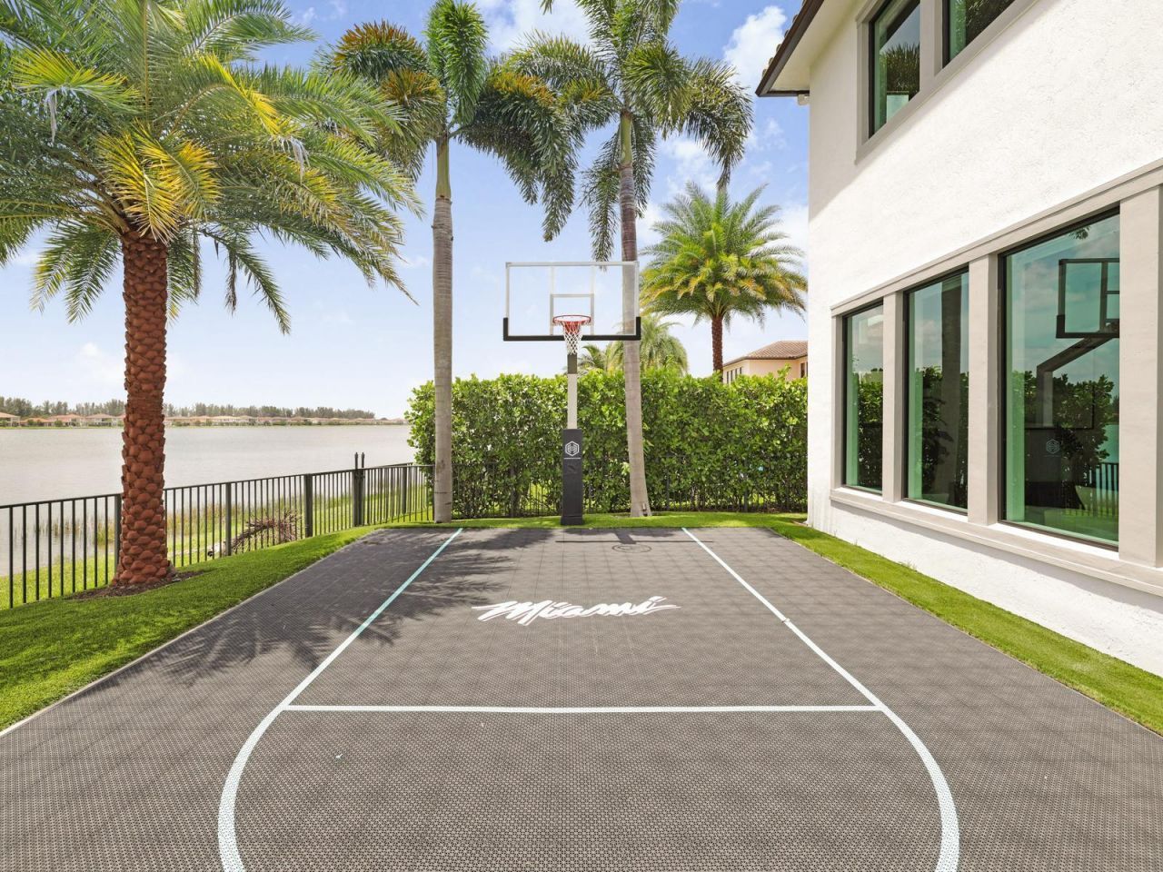 8785 Parkland Bay Drive, Parkland, FL 33076 Photo