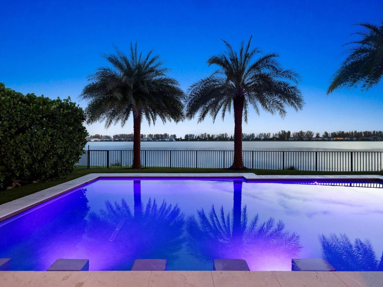 8785 Parkland Bay Drive, Parkland, FL 33076 Photo