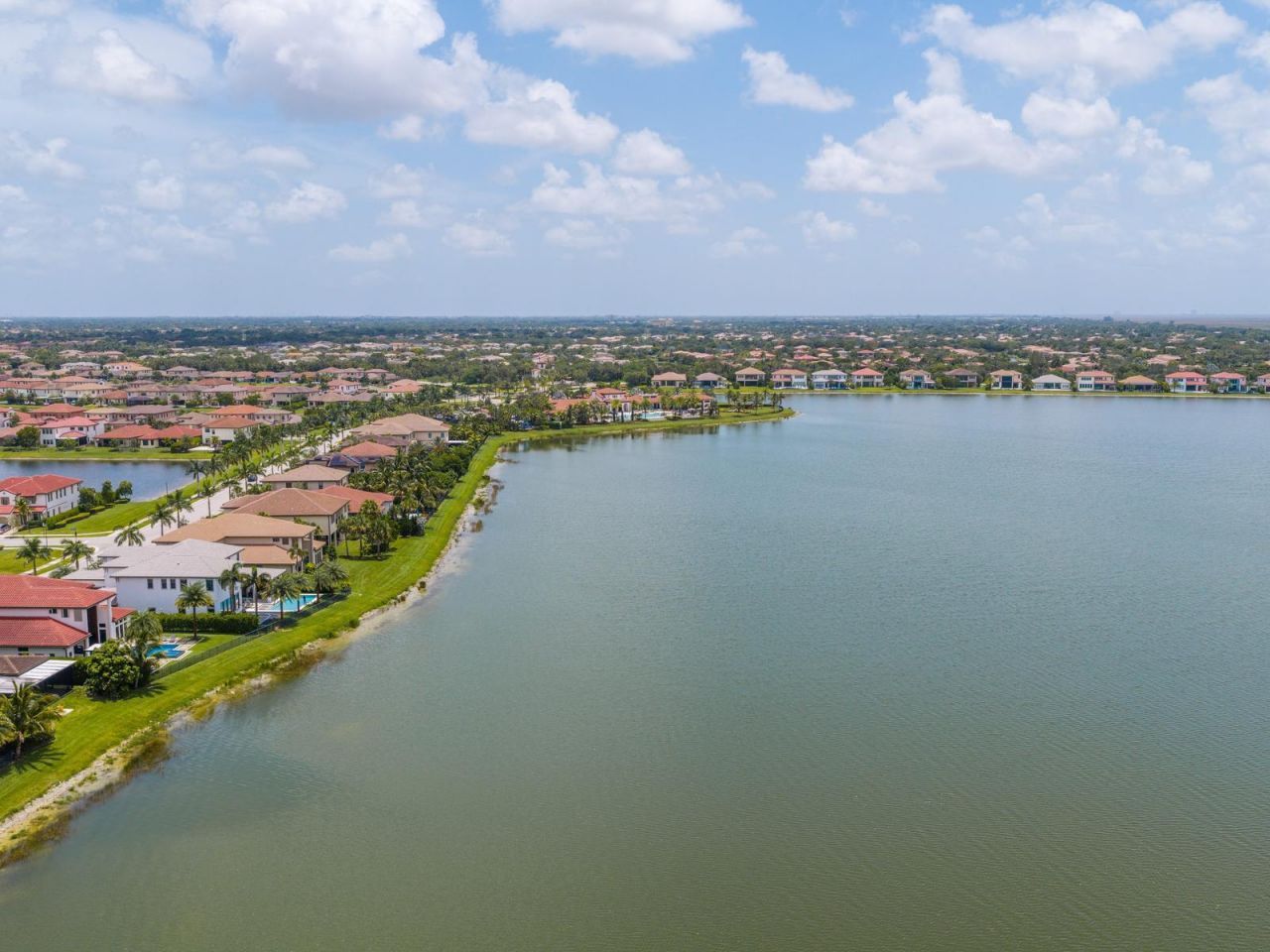 8785 Parkland Bay Drive, Parkland, FL 33076 Photo