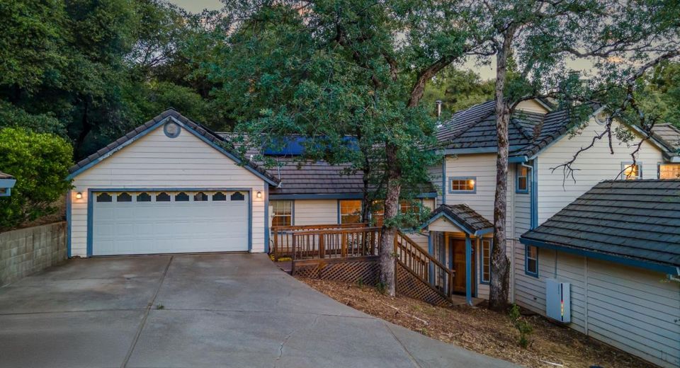 1487 Country Club Dr, Placerville, CA 95667 Photo