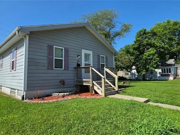 519 E Washington Street, O'Fallon, IL 62269