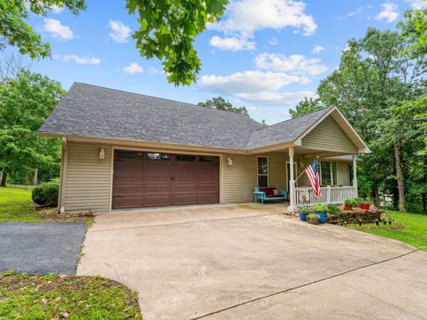 70 Lincoln Lane , Lampe, MO 65681
