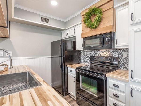 16301 Ledgemont Lane, Unit 283, Addison, TX 75001