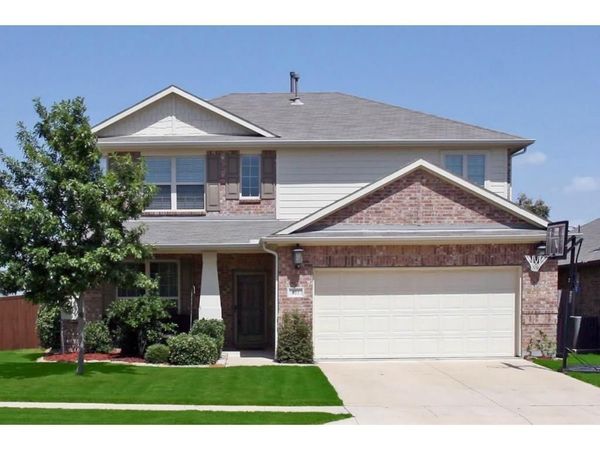 401 Bluefinch Drive, Little Elm, TX 75068