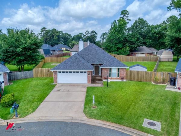 141 Satinwood Cir, Haughton, LA 71037