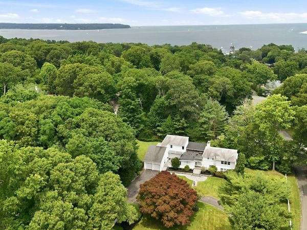 39 Upper Drive , Huntington Bay, NY 11743