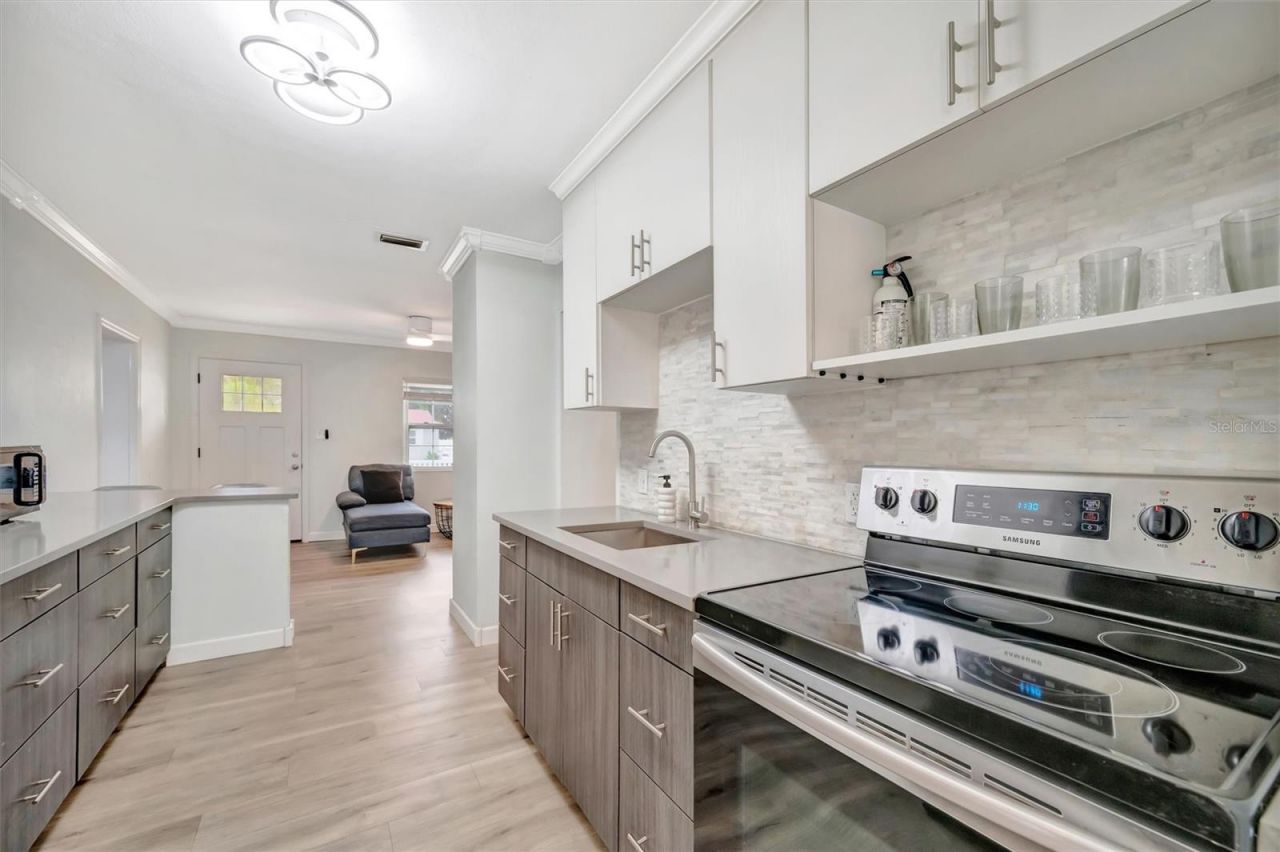 3144 33rd Avenue N, Saint Petersburg, FL 33713 Photo