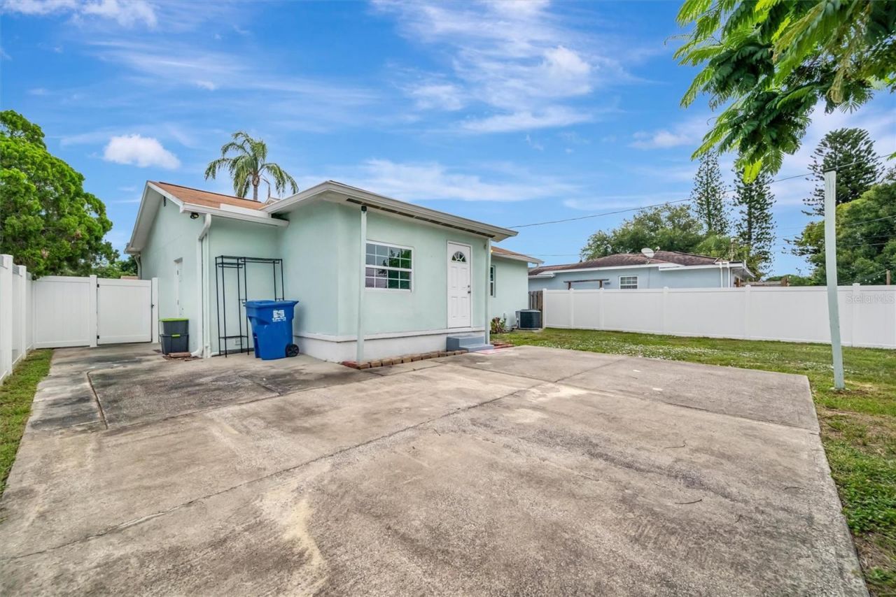 3144 33rd Avenue N, Saint Petersburg, FL 33713 Photo