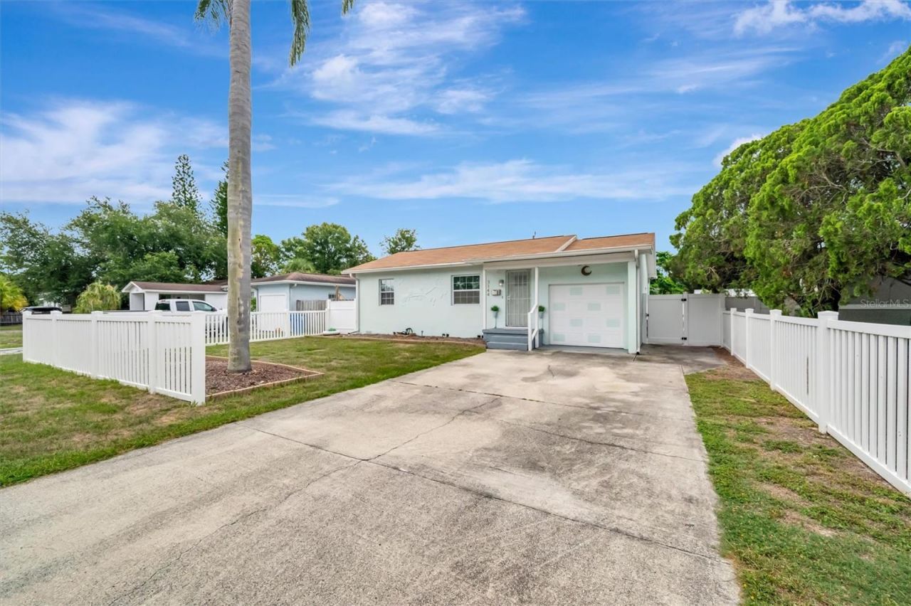 3144 33rd Avenue N, Saint Petersburg, FL 33713 Photo