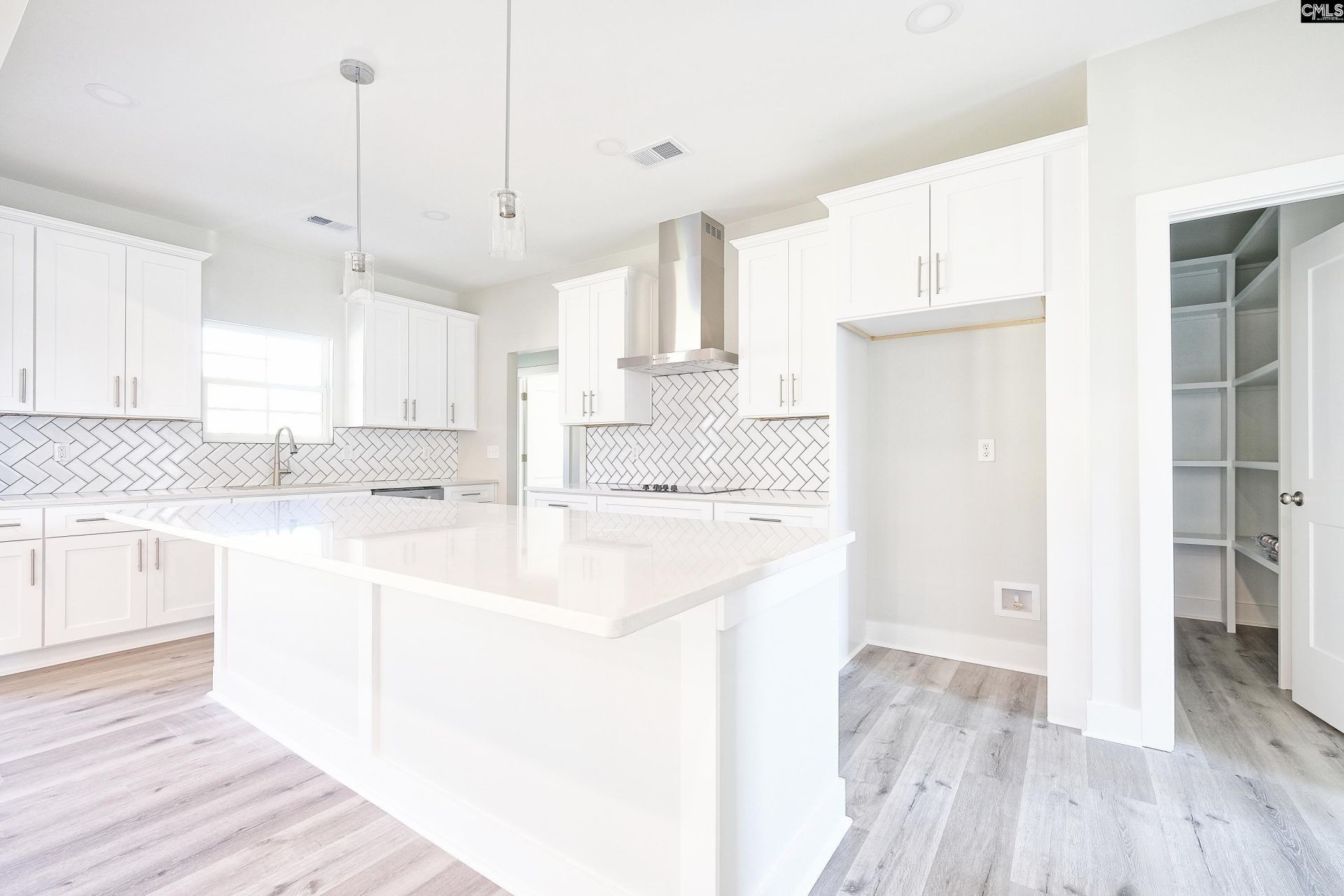 704 Martin Smith Road  Photo 17