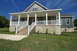 704 Martin Smith Road  photo 4