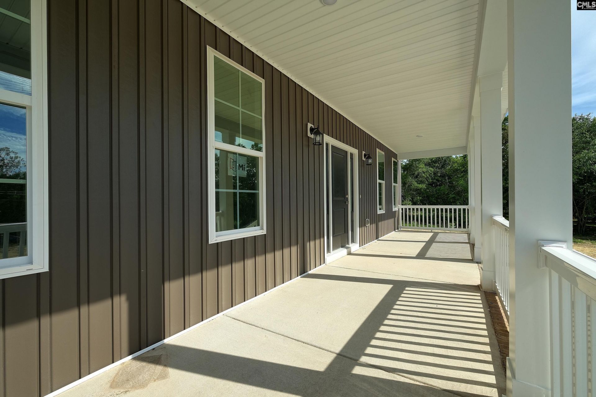 704 Martin Smith Road  Photo 7