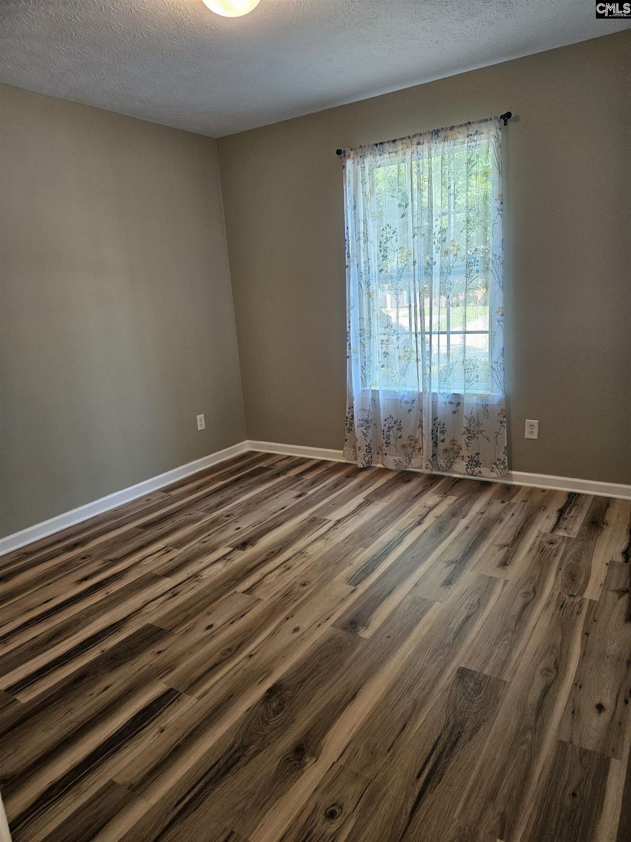 129 Crestland Drive  Photo 22