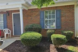 129 Crestland Drive  photo 4