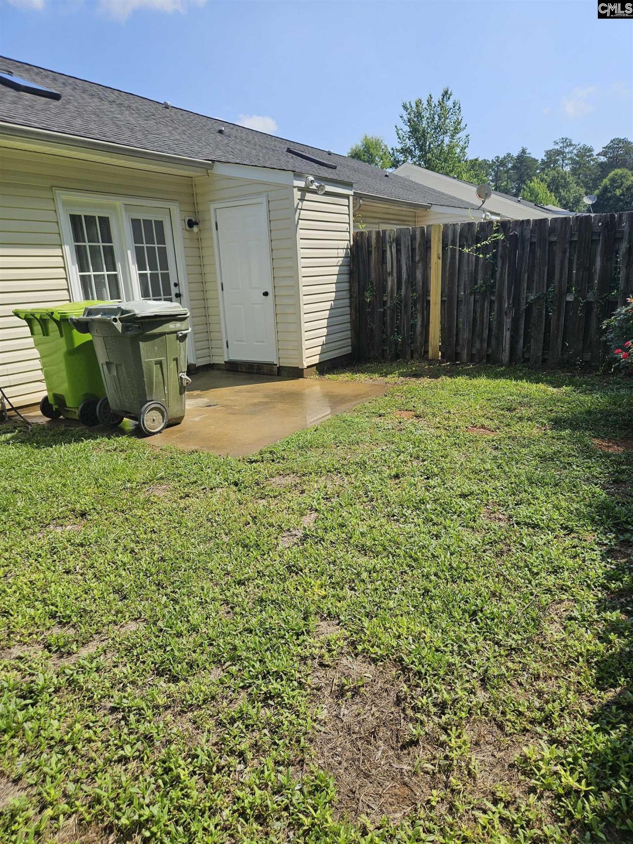 129 Crestland Drive  Photo 4