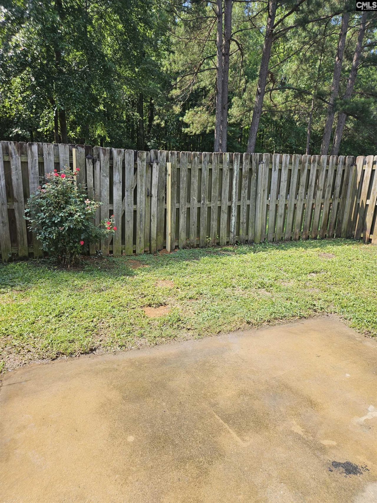 129 Crestland Drive  Photo 6