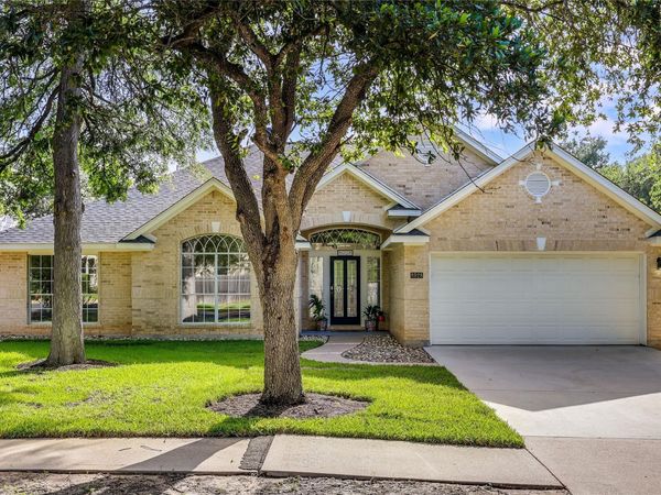 8928 La Siesta BND, Austin, TX 78749