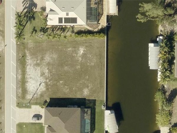 1801 Old Burnt Store RD N, CAPE CORAL, FL 33993
