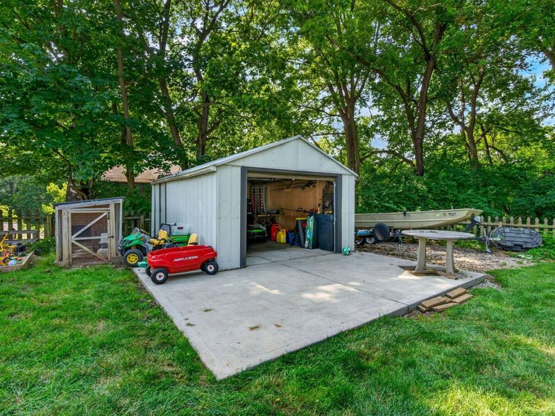 924 White Road, Grove City, OH 43123 Photo 12