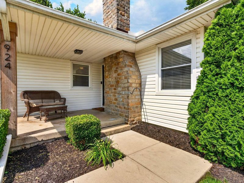 924 White Road, Grove City, OH 43123 Photo 17