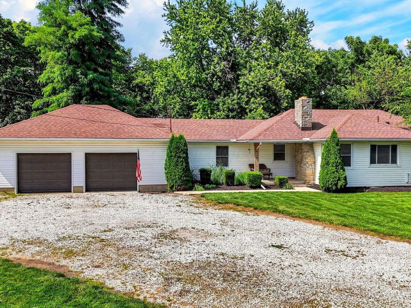 924 White Road, Grove City, OH 43123 Photo 2