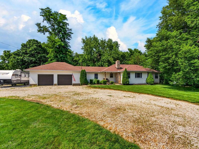 924 White Road, Grove City, OH 43123 Photo 4