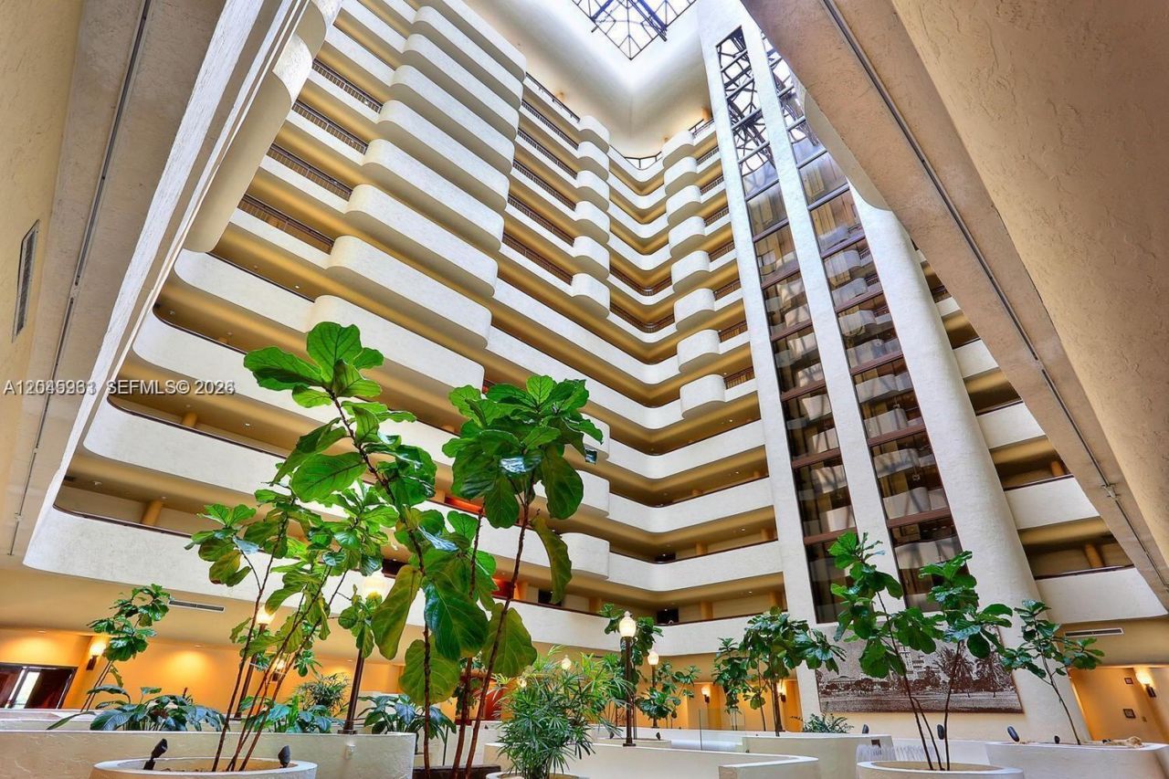 600 Biltmore Way, Unit 618, Coral Gables, FL 33134 Photo
