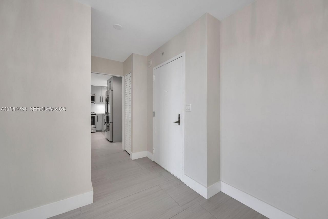 600 Biltmore Way, Unit 618, Coral Gables, FL 33134 Photo