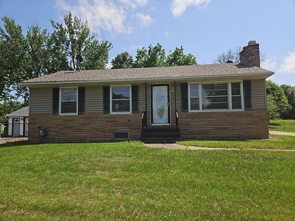 6301 Oak Knoll Plaza , Woodbury, MN 55125